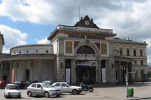 Pociągi na Dworcu Świebodzkim we Wrocławiu wciąż wizją przyszłości