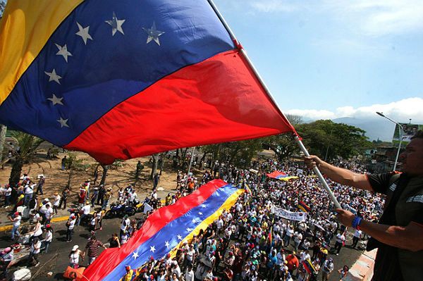 Wenezuela: setki tysięcy manifestantów na ulicach Caracas