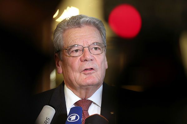 Niemcy: prezydent Joachim Gauck krytykuje niedostateczne rozliczenia ze zbrodniami