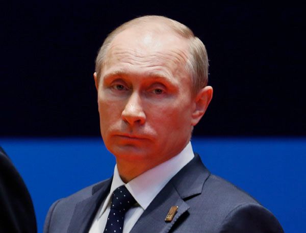 Władimir Putin żąda przeprosin od Holandii po incydencie z rosyjskim dyplomatą