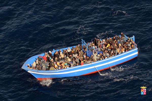 Ponad 2500 nielegalnych imigrantów uratowano u wybrzeży Włoch
