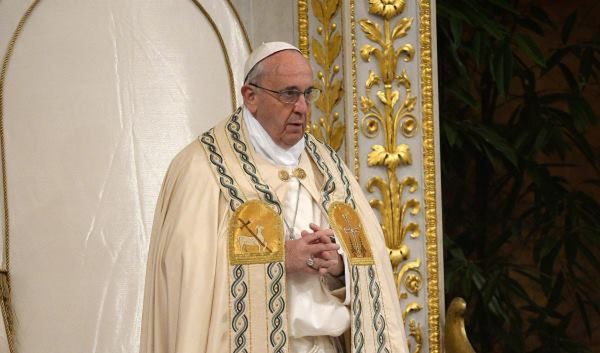 Papież Franciszek: niech nigdy nie powtórzy się groza Holokaustu