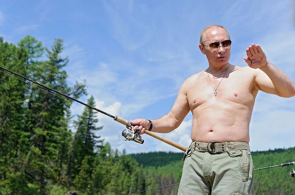 Władimir Putin jest homoseksualistą? Ta biografia prezydenta wywołała oburzenie w Rosji