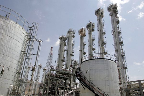 Iran zaprosił inspektorów z MAEA, by skontrolowali reaktor w Araku