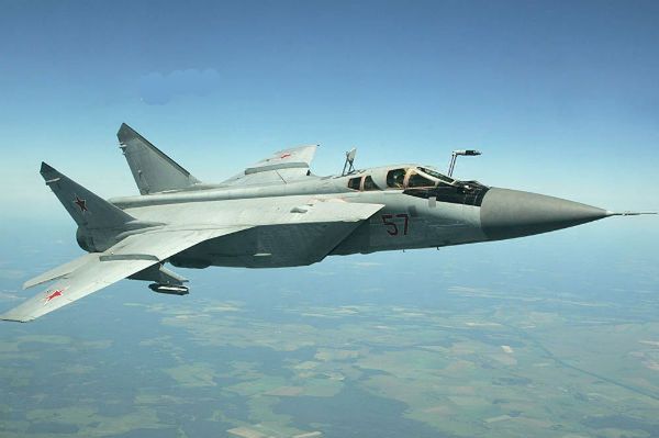 Uratowano dwuosobową załogę rosyjskiego myśliwca MIG-31