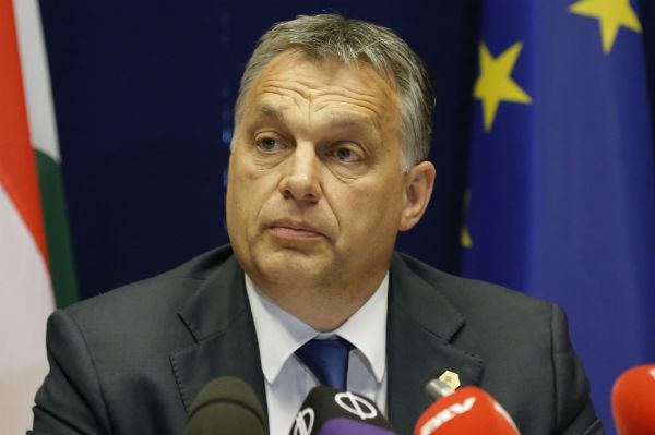 Orban cieszy się z wprowadzenia kontroli na niemieckiej granicy