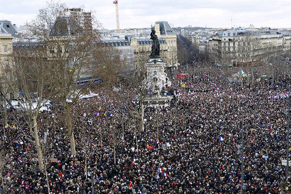 W Paryżu przeszedł marsz przeciwko terroryzmowi