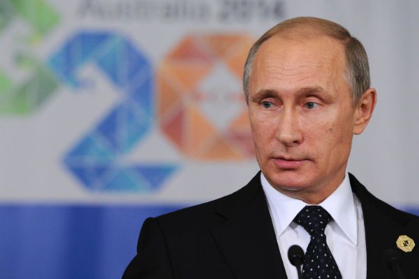 Władimir Putin za procedurą skreślania NGO z listy "zagranicznych agentów"