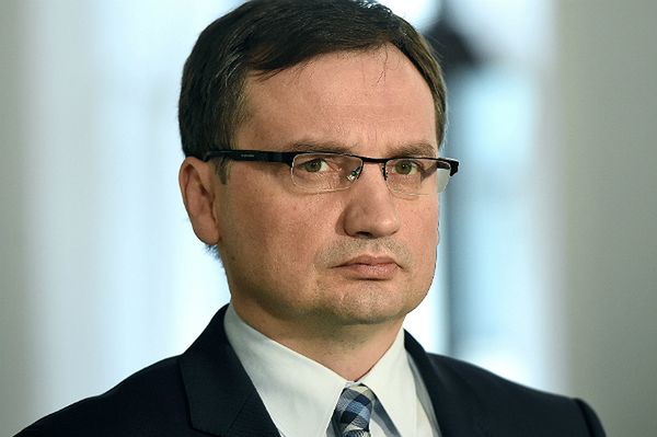 "Polityka" nie musi przepraszać Zbigniewa Ziobry za tekst "Jak PiS zbierał haki"