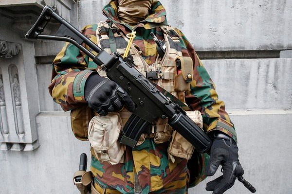 Trzech Belgów oskarżonych o terroryzm