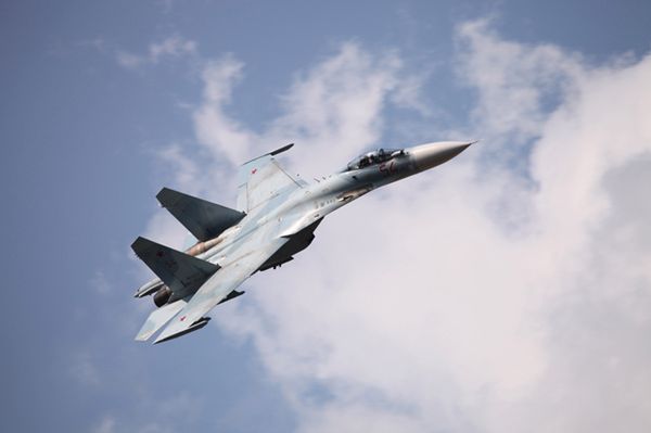 Władze USA poinformowały o niebezpiecznej akcji rosyjskiego myśliwca