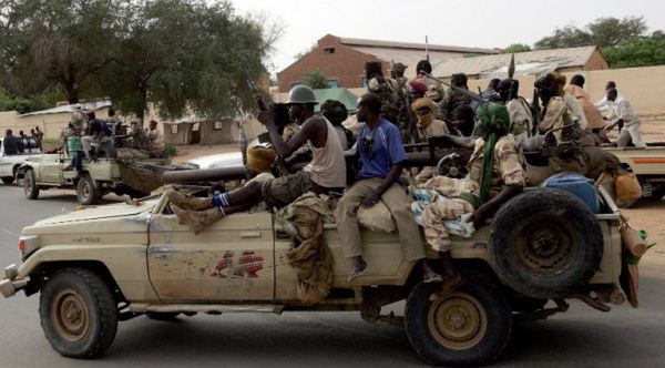 Sudan: dziesiątki zabitych w starciach armii z rebeliantami