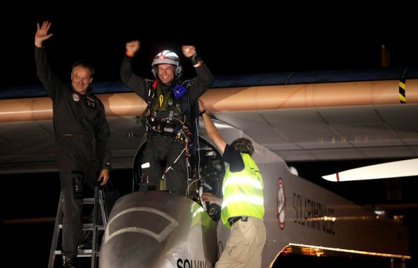 Solar Impulse zakończył pierwszy międzykontynentalny lot