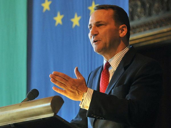 Sikorski: sytuacja w Syrii dramatyczna; Polska popiera sankcje