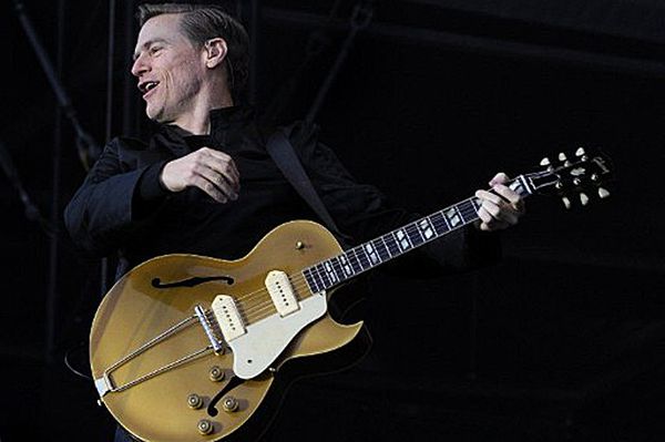 Bryan Adams wakacyjną atrakcją muzyczną w Poznaniu