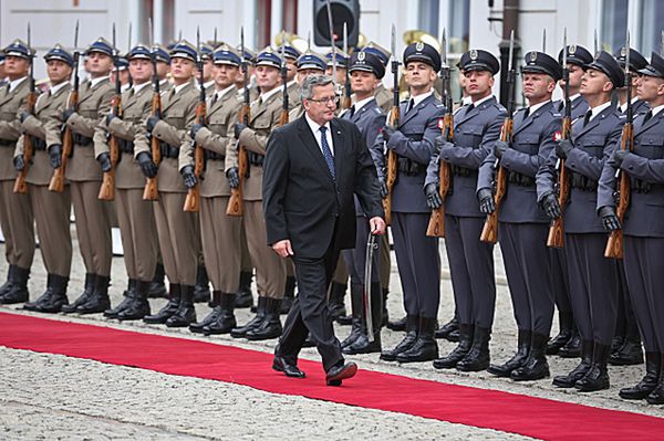 Bronisław Komorowski wręczył nominacje generalskie