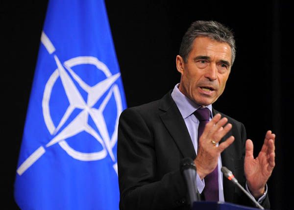 NATO przedłużyło o rok mandat Rasmussena jako sekretarza generalnego