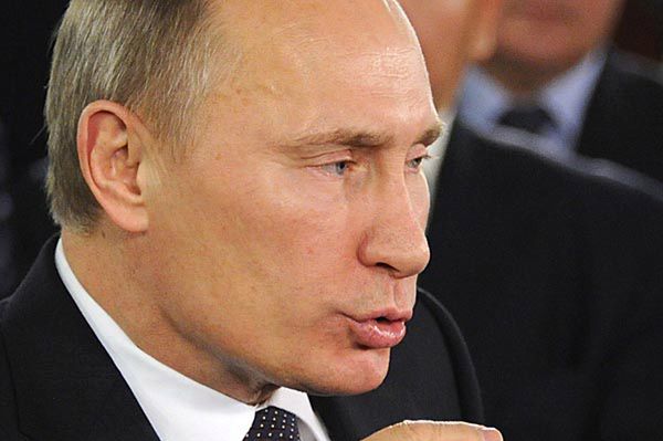 Putin: Rosja nie widzi potrzeby odpowiadania na sankcje