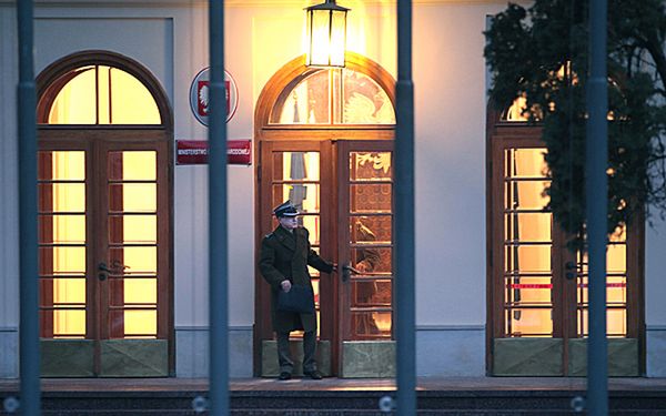 Artymiak za Parulskiego? Prezydent podjął decyzję