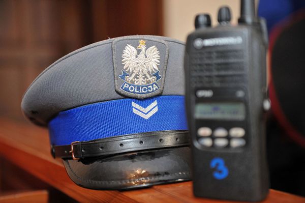 Polscy policjanci odcięci od świata. Zawiódł serwer