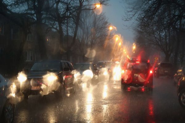 Gwałtowna ulewa zalała Mińsk