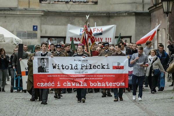 Marsze pamięci rotmistrza Witolda Pileckiego i rekonstrukcja procesu