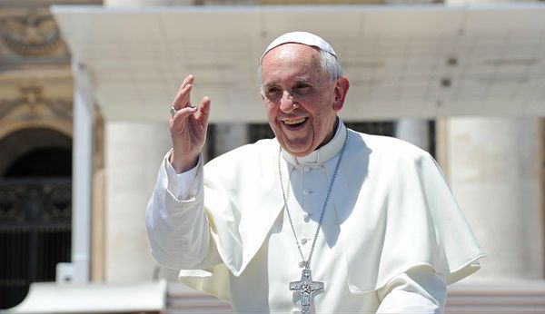 Papież Franciszek: ukaże się encyklika napisana "na cztery ręce".