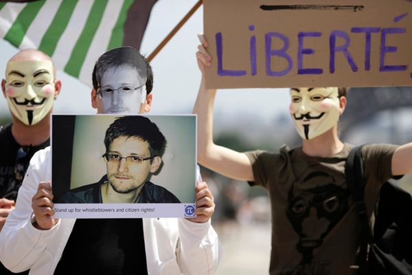 Brytyjski dziennik "Guardian": kazali nam zniszczyć kopie materiałów Snowdena