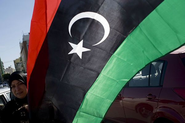 Egipt: spalono flagę Libii w proteście przeciw śmierci chrześcijanina