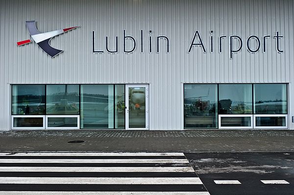 Airbus A320 nie wylądował w Lublinie. Krążył i odleciał do Warszawy
