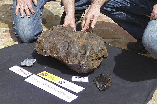 Hiszpańska rodzina przygniatała sery meteorytem