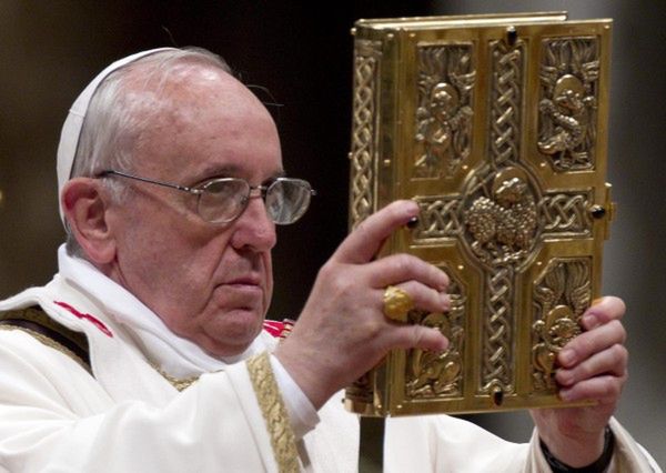 Papież Franciszek: nie popadajmy w zniechęcenie, nie traćmy ufności