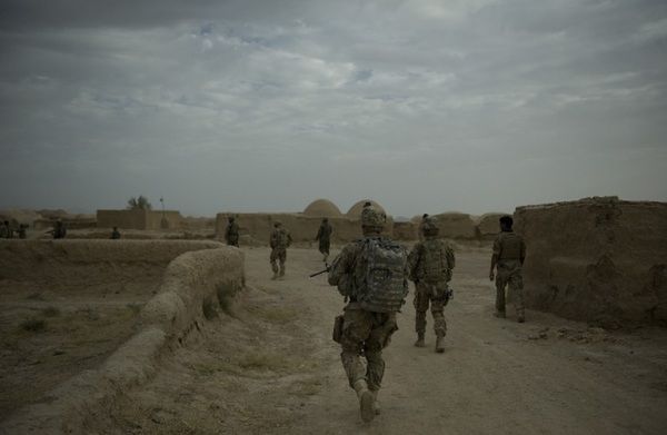 Siedmiu brytyjskich żołnierzy podejrzanych o morderstwo w Afganistanie