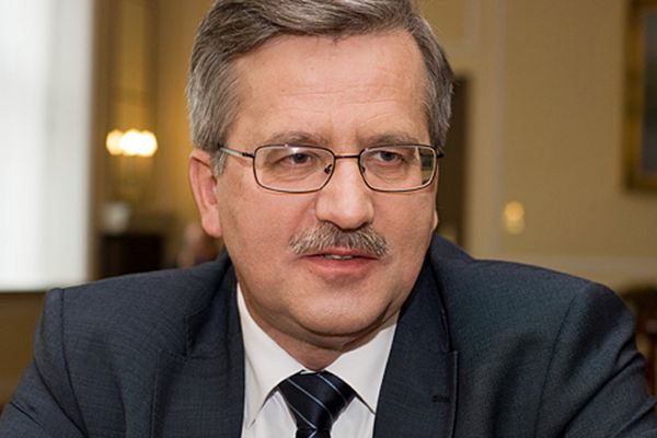 Prezydent Bronisław Komorowski spotkał się z Andrzejem Seremetem ws. katastrofy smoleńskiej