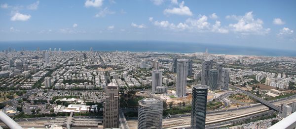 Izrael: alarm lotniczy w Tel Awiwie. Mieszkańcy słyszeli eksplozję