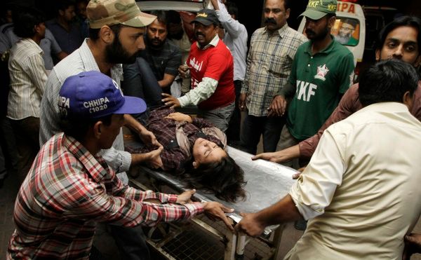 Zamachowiec zabił osiem osób w Rawalpindi w północnym Pakistanie