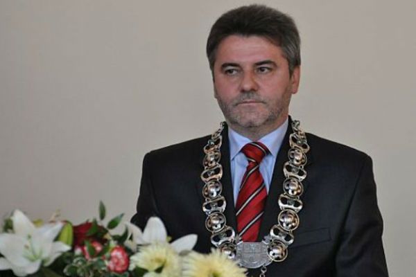 Janusz Pęcherz faworytem wyborów w Kaliszu