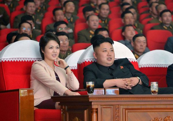 Pogłoski o przywódcy Korei Północnej nieprawdziwe? "Kim Dzong Un ma się dobrze"
