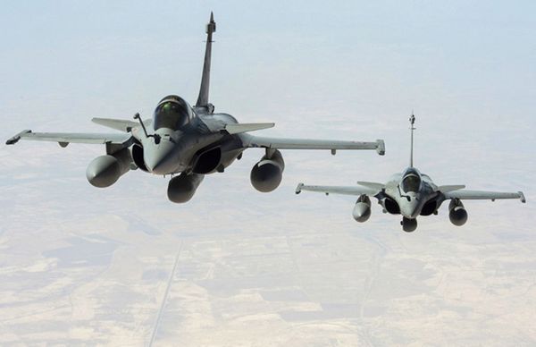 Francuskie lotnictwo zniszczyło magazyn broni dżihadystów z Państwa Islamskiego w Iraku