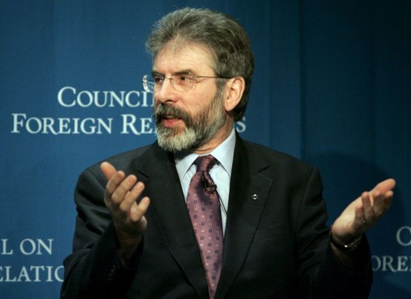 Lider Sinn Fein Gerry Adams zwolniony z aresztu