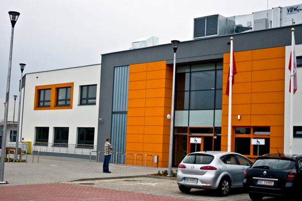 Kontrowersyjna szkoła w Gdańsku-Kokoszkach została otwarta