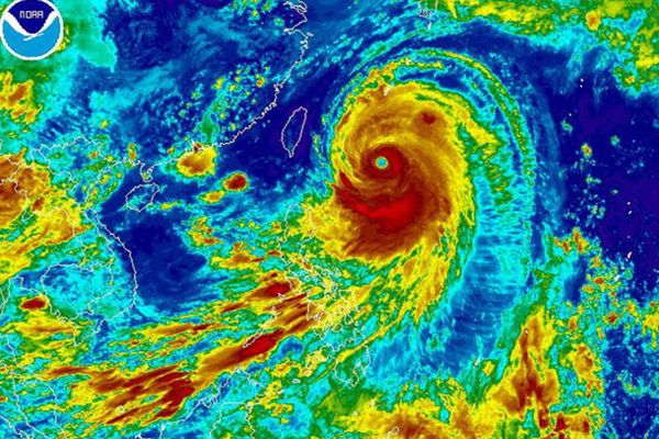Nad Japonię nadciąga potężny tajfun