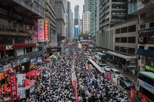 Manifestacja prodemokratyczna w Hongkongu 17 lat po powrocie regionu do Chin