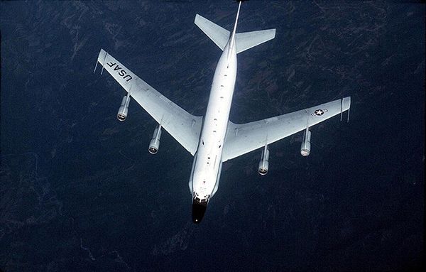 Amerykański samolot wojskowy wleciał nad Szwecję, by uniknąć Rosjan