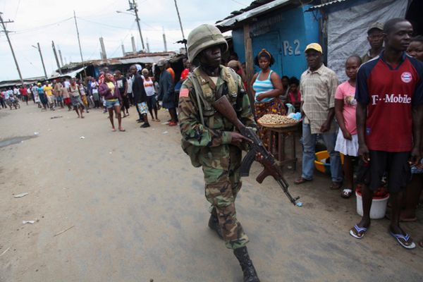 Liberia: zamieszki w ogarniętej epidemią stolicy