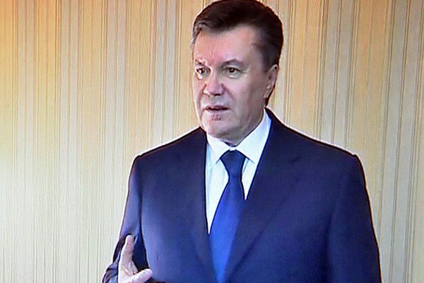 Wiktor Janukowycz przerywa milczenie. "To zamach stanu"