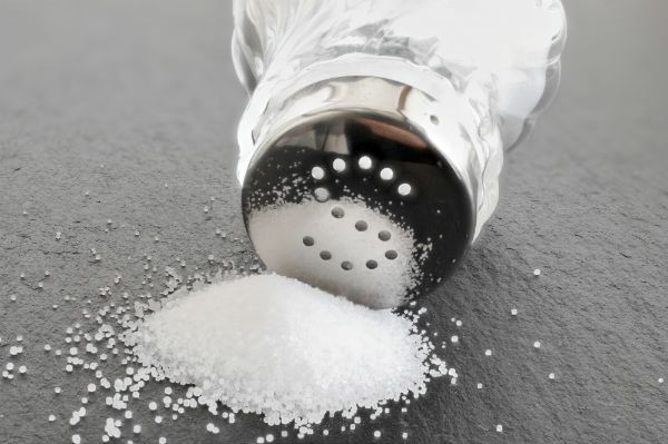 Eksperci przypominają: sól to cichy zabójca