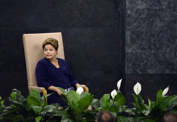 Brazylia: wielkie demonstracje przeciwko i za prezydent Dilmą Rousseff