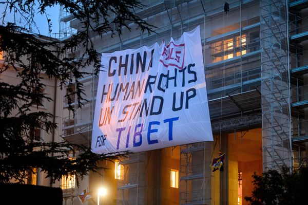 Protest Tybetańczyków przeciwko chińskim rządom w ONZ. Pekin nie widzi problemu