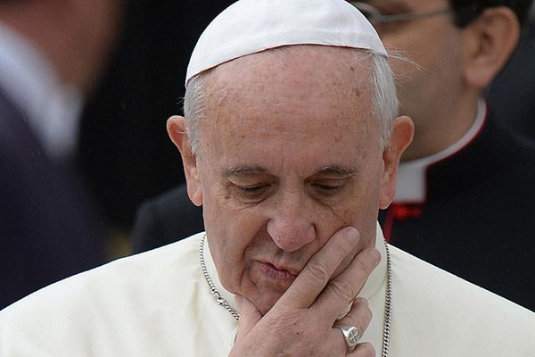 Papież: przyjmowanie wszystkich do seminariów to błąd biskupów